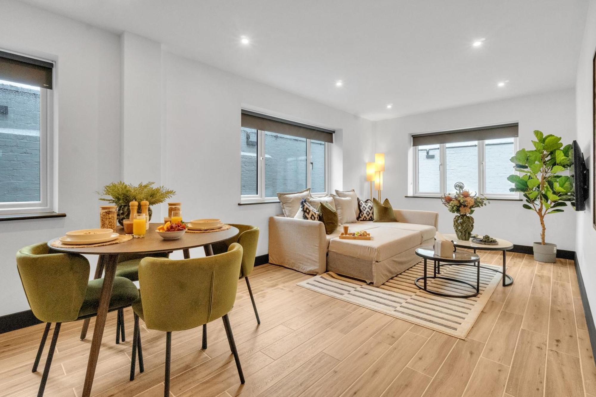 Homely - North London Luxury
